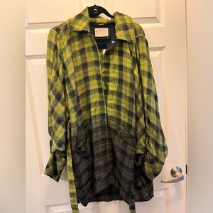 Plaid Button-Up Shirt in Green and Black